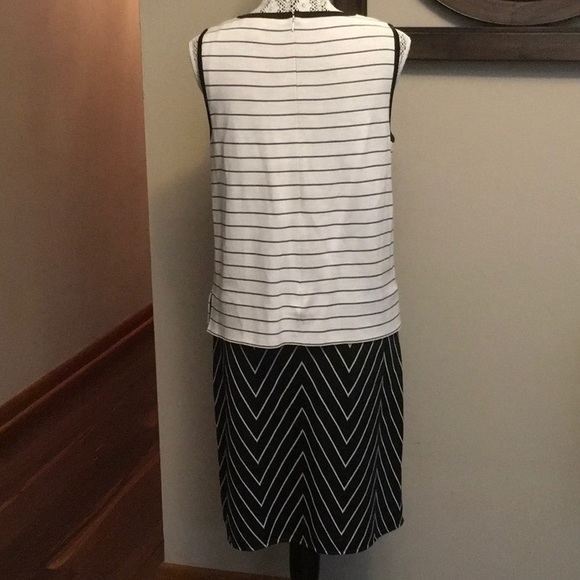 [St. John ] Caviar Popover Mod Dress - Picture 6 of 8